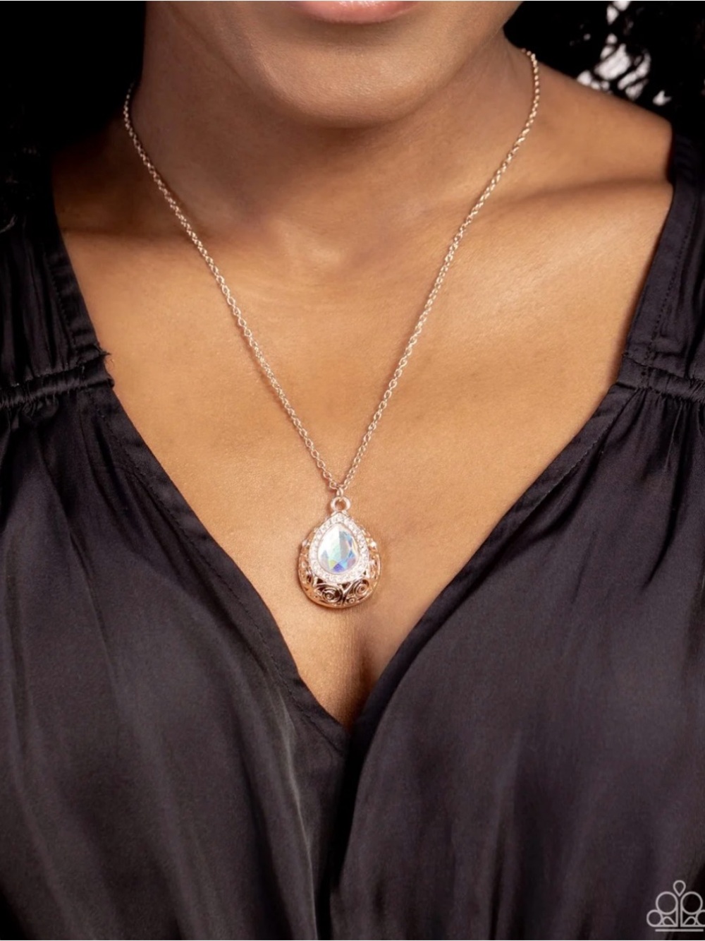 Gracefully Glamorous - rose gold - Paparazzi necklace